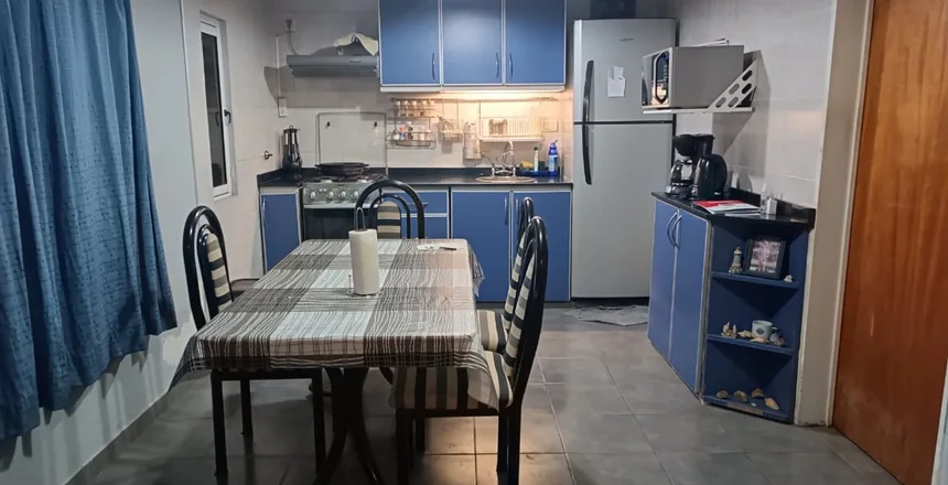 Cocina comedor de una de las unidades